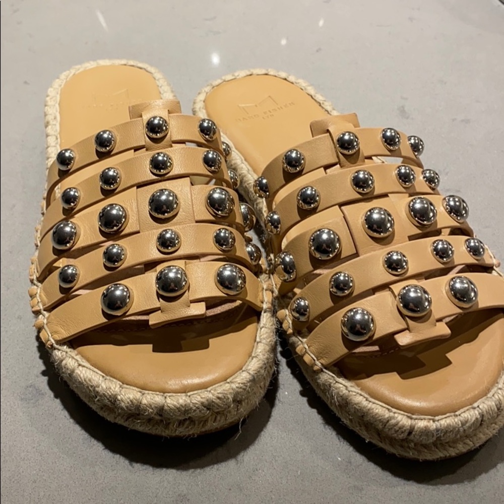 Marc fisher sandals